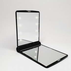 High-Quality Pocket Mirror with Integrated LED Lighting 